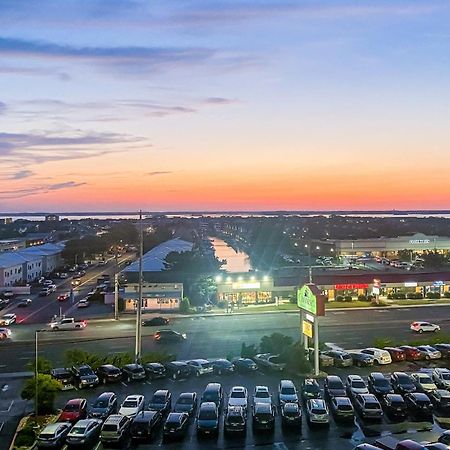 Carousel Condos Оушен-Сіті Номер фото