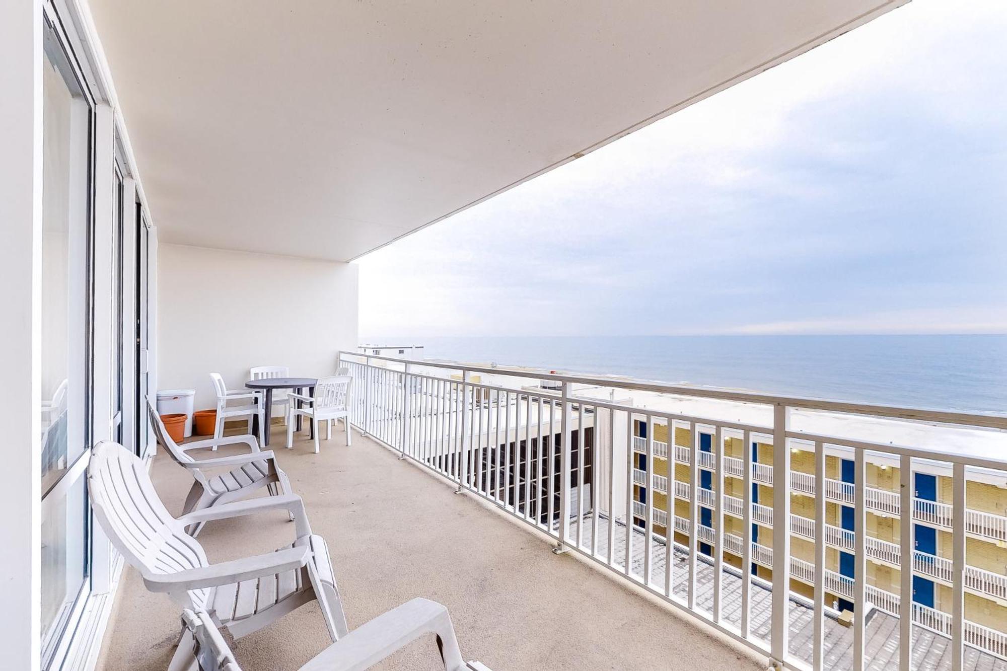 Carousel Condos Оушен-Сіті Номер фото